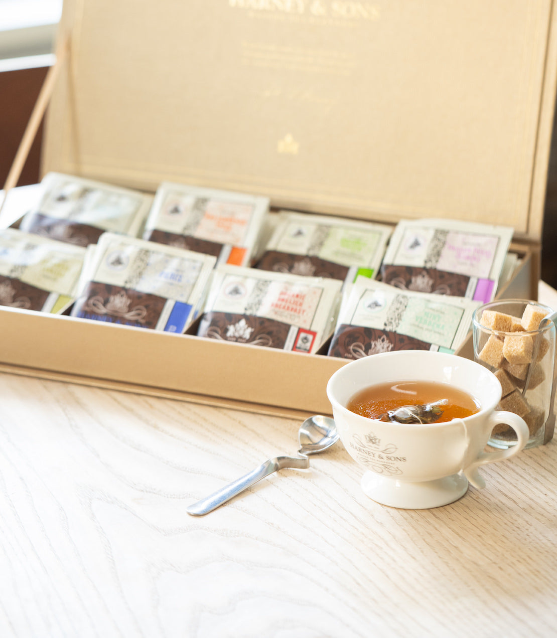 Tea Chest Featuring Eight Teas (Assorted) - Image 3