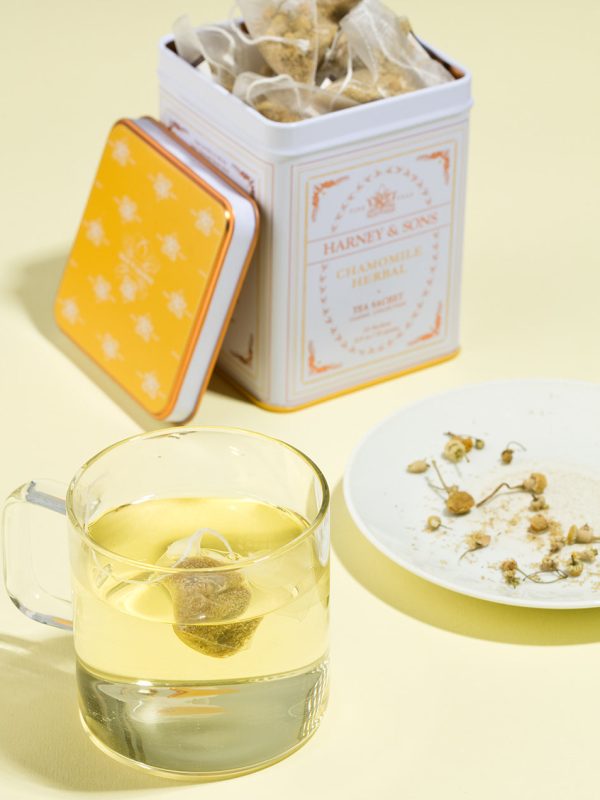 Chamomile Herbal, Classic Tin of 20 Sachets